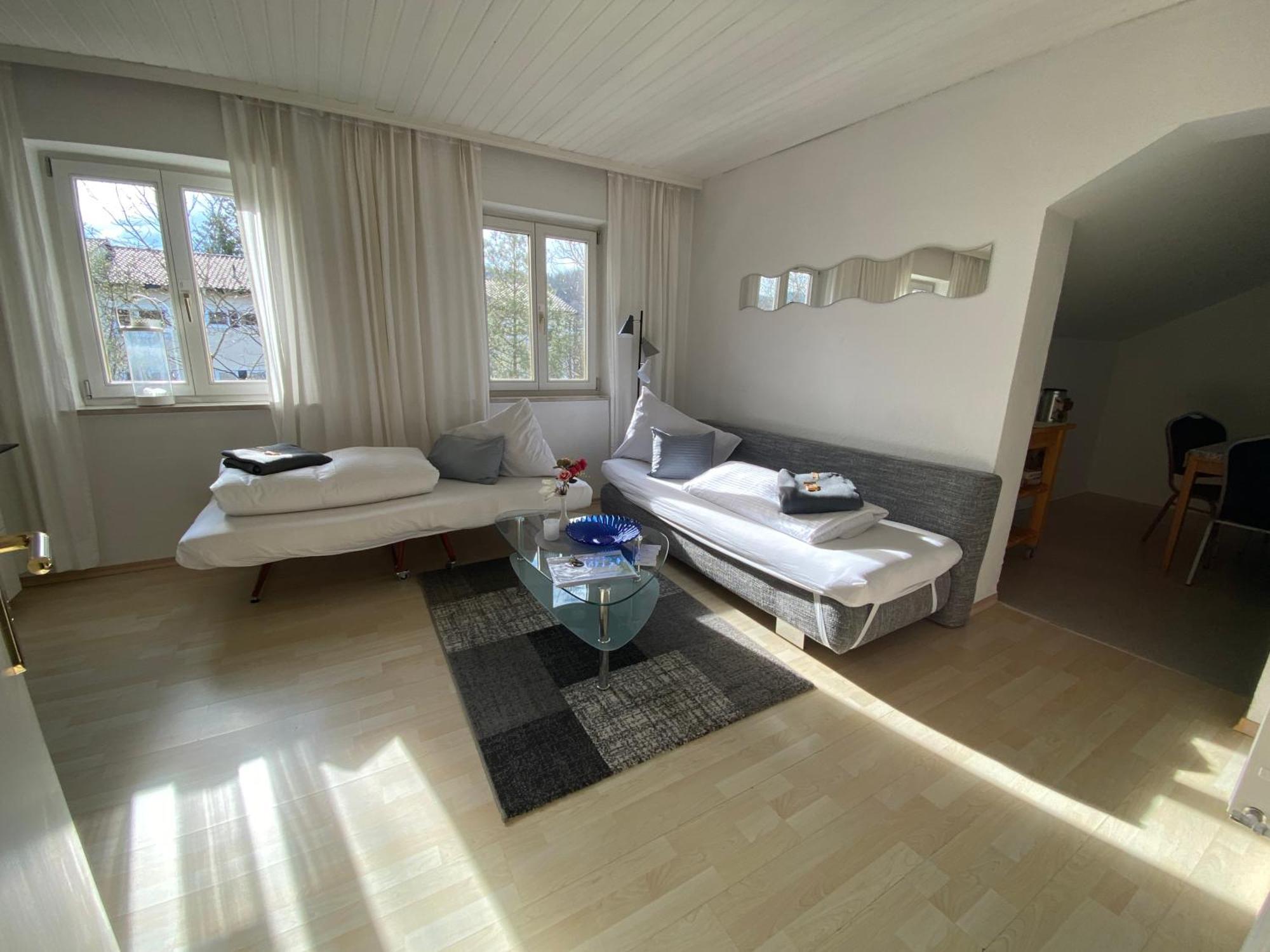 Ferienwohnung Am Franziskanergarten Бад-Тельц Номер фото